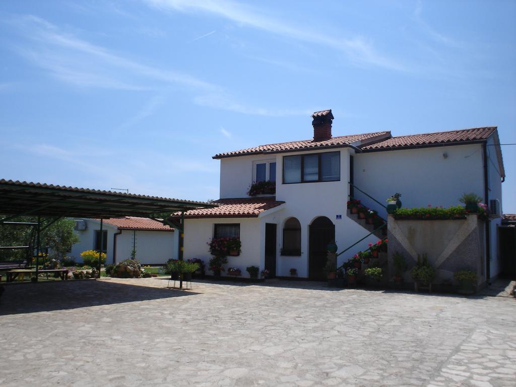 Nella Apartments Šišan Habitación foto